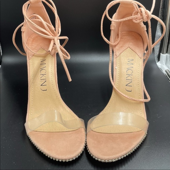 Mackin J - Picture 1 of 5